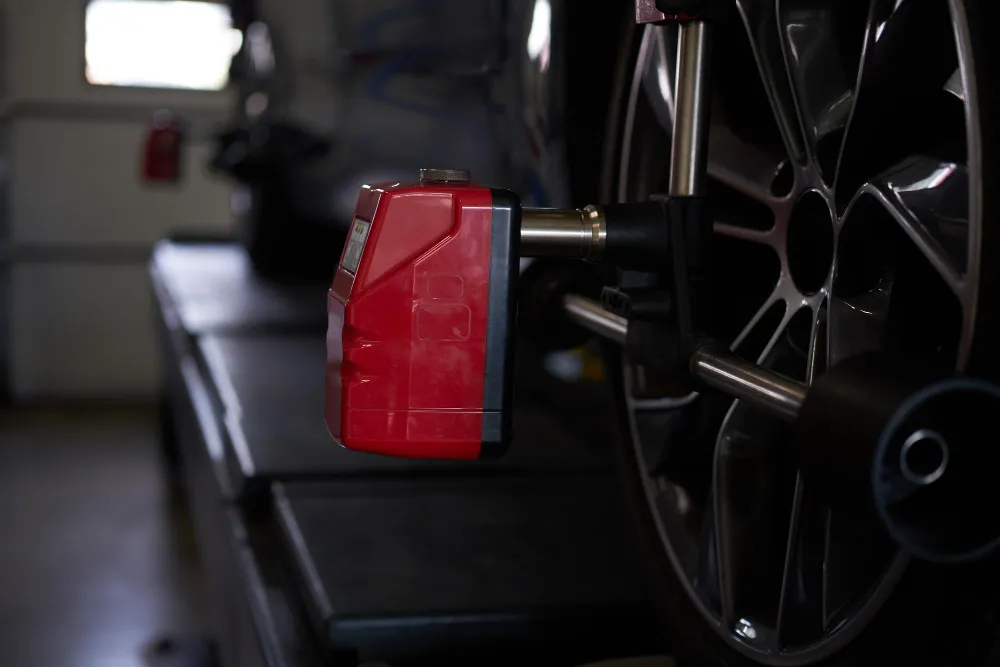 Flat tyre assistance and roadside puncture help in Dubai